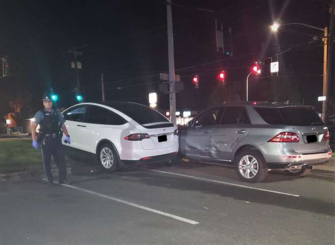 Driver Tesla Police Oregon