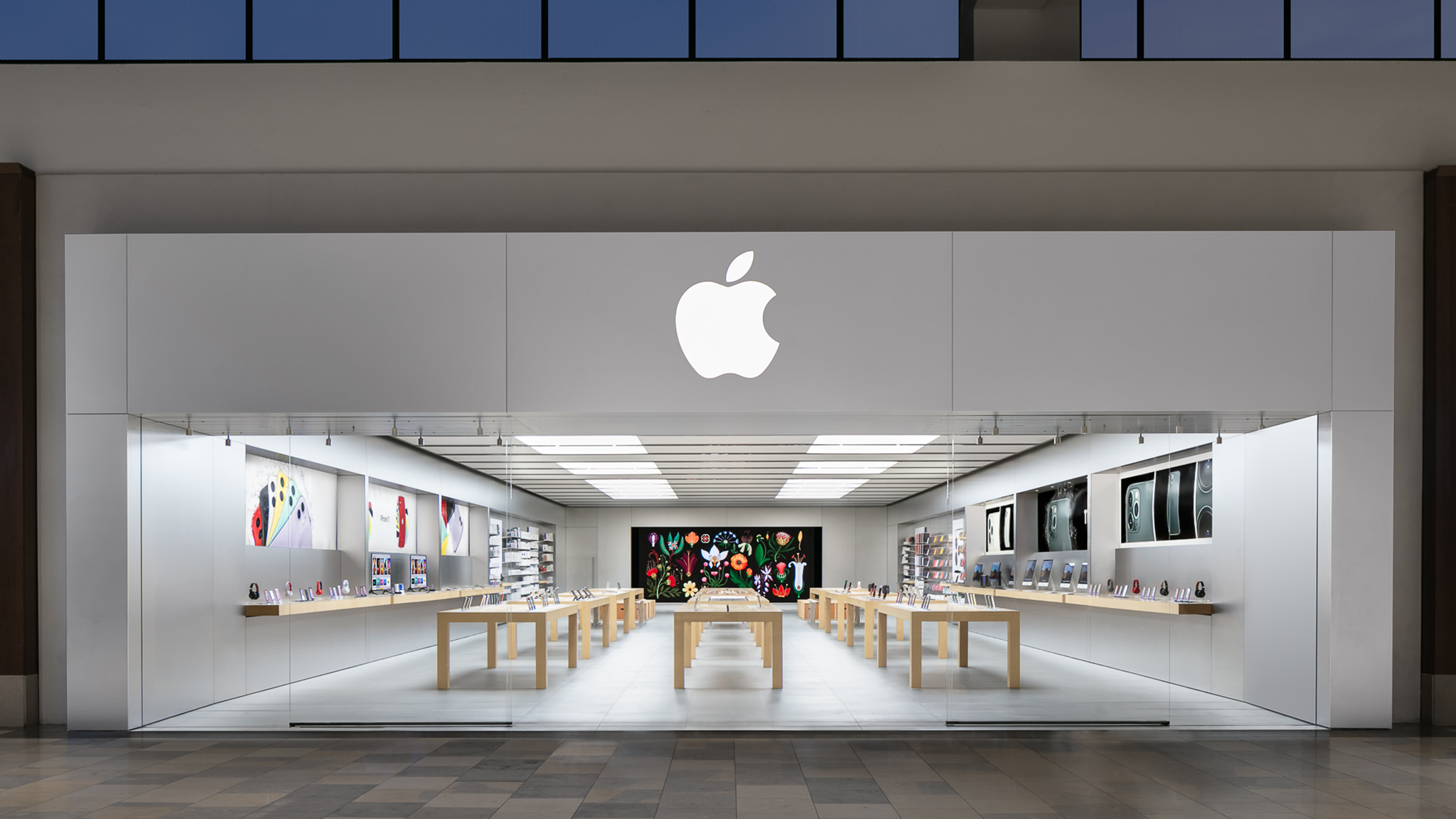 Apple U.S. retail