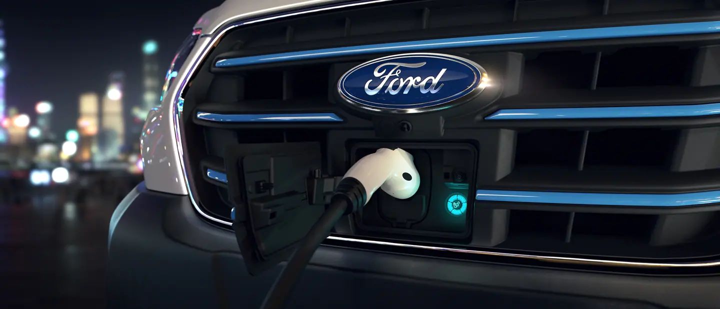 New all-electric van Ford Tourneo Custom